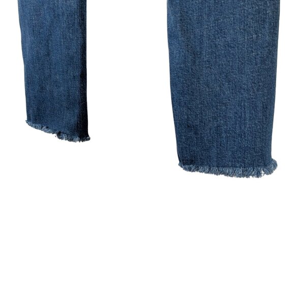 Oliver Logan Women's Size 10 Jeans Blue Crosby Relaxed Taper Distressed Raw Hem - Picture 7 of 9